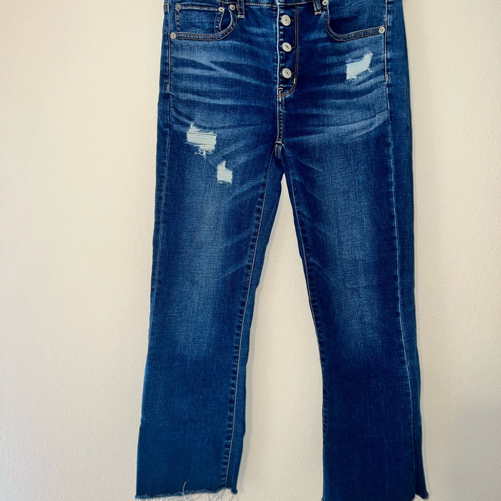 American eagle Distressed Women Jeans